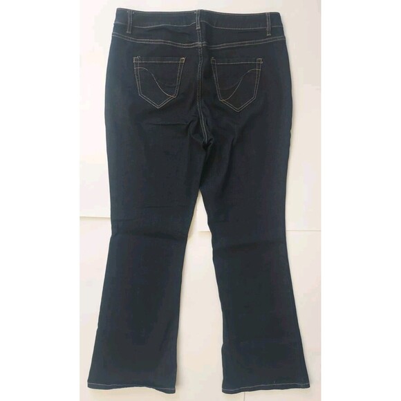 Ladies Lane Bryant Genius Fit Dark Wash Size 16R Stretch Bootcut Denim Jeans - Picture 9 of 9